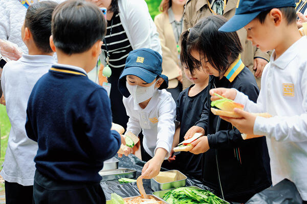 Mother’s Day celebration,Hiba Academy Nantong Nursery